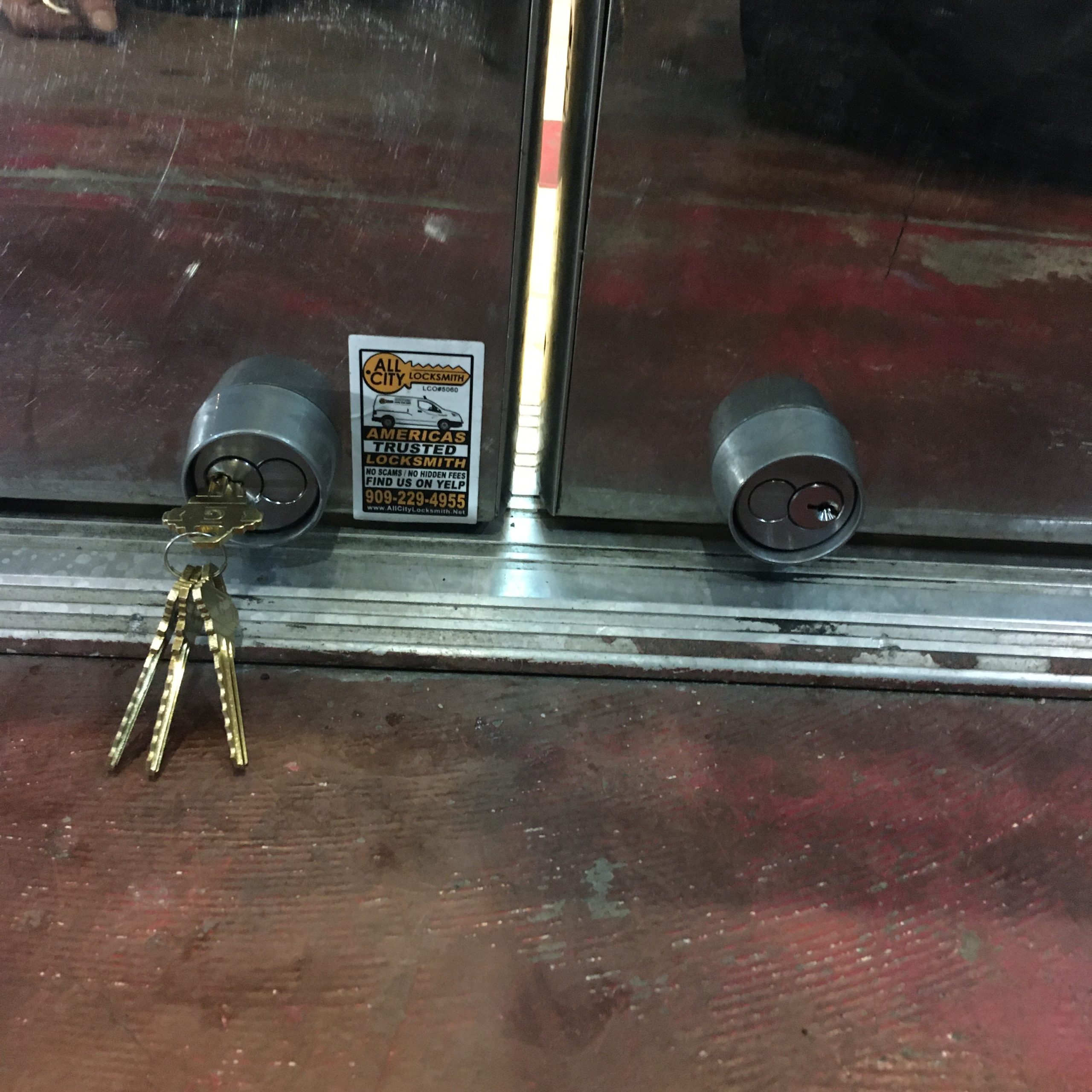 IC core locks